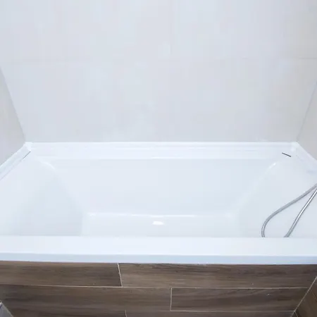 Flat Apartment *