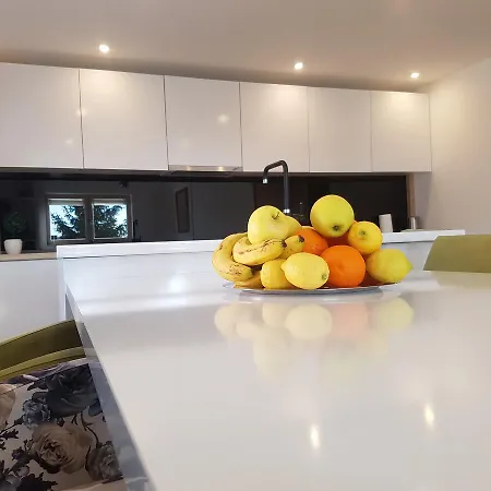 Flat Apartment *
